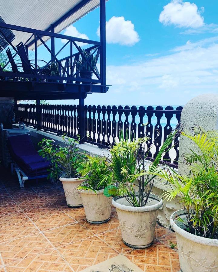 Beach Vue Barbados Bridgetown Esterno foto